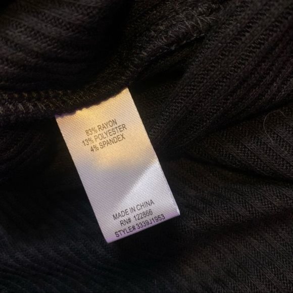 NEW Status by Chenault Black Cowl Neck Tunic Sweater Large - Picture 10 of 11